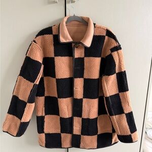 French Mauve faux sherpa checkerboard ARES LONGLINE REVERSIBLE JACKET - CAMEL